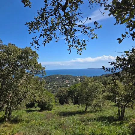 Apartment 4 Personnes Dans Domaine Prive, Calme, Bormes-les-Mimosas